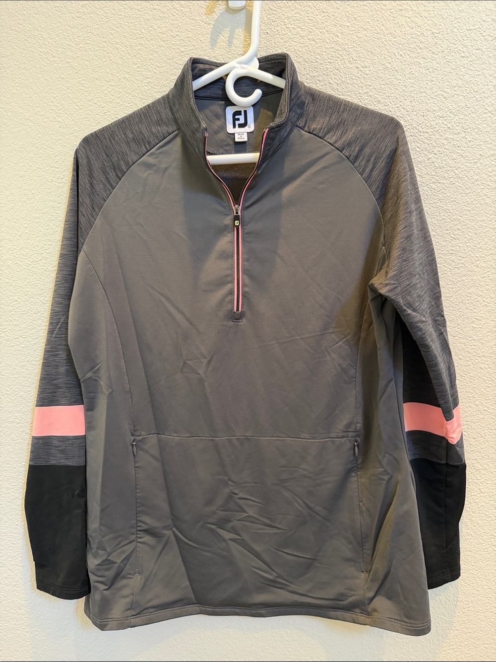 FootJoy Womens Gray Quarter-Zip Pullover Jacket with Pink Accents Coto de Caza